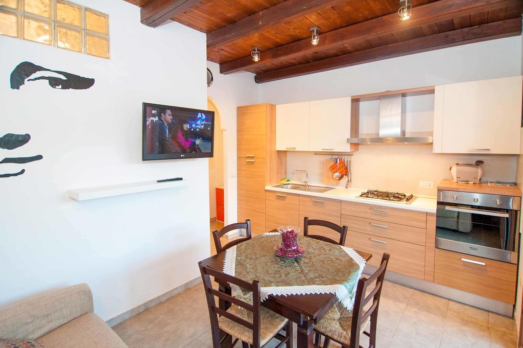 Case Vacanze Budoni Beach Habitación foto